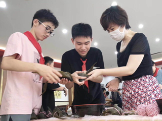 6包粽子饺子.jpg