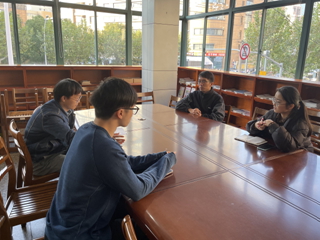 2. 赛委会会议_副本.jpg